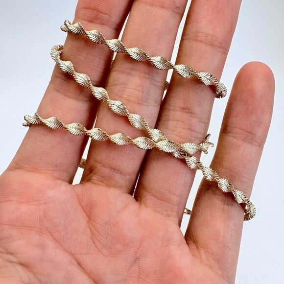 VTG Sterling Silver 925 Twisted Herringbone Chain Necklace Size 18" Length - Picture 8 of 11